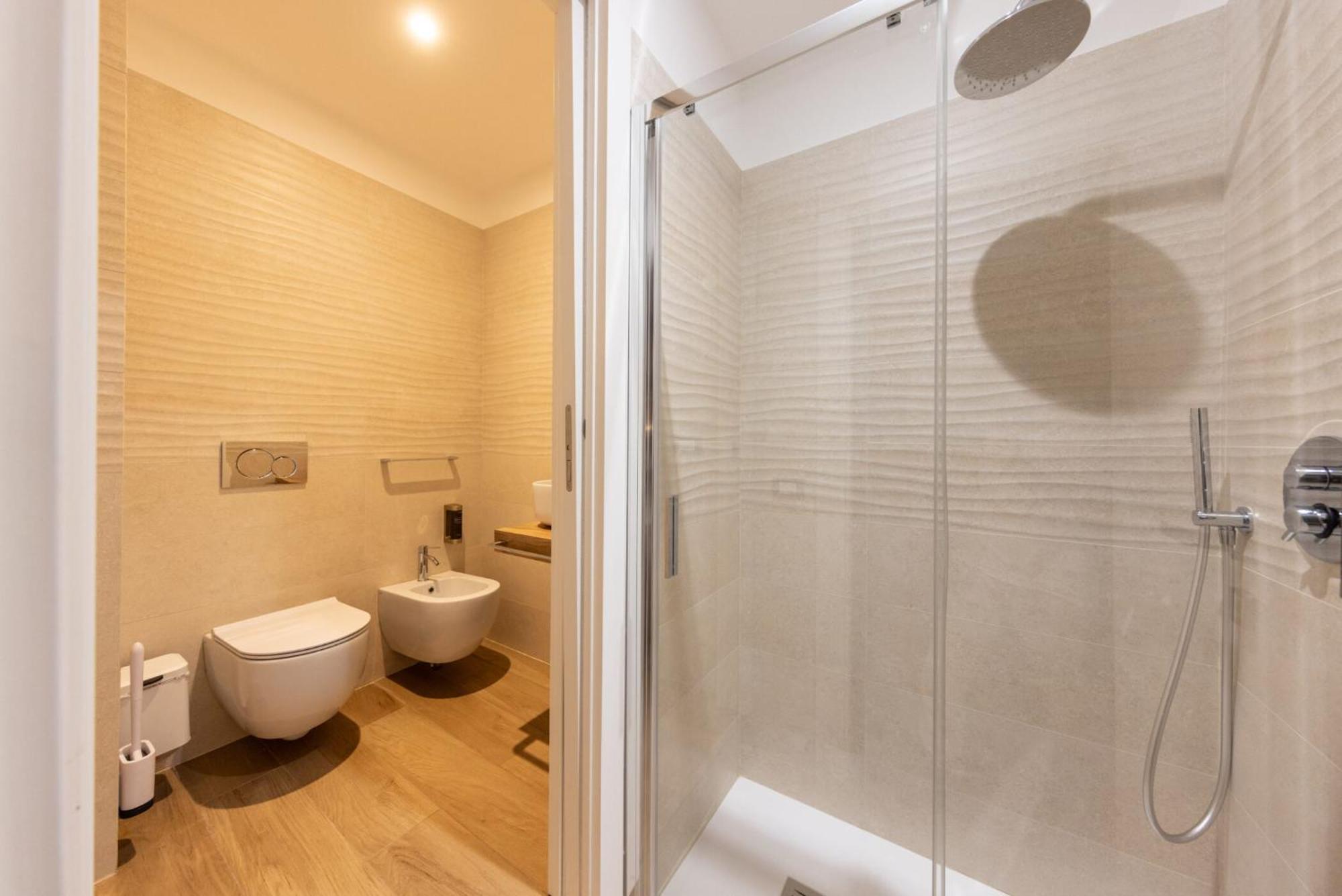 Armony Luxury Suites คาตาเนีย ภายนอก รูปภาพ